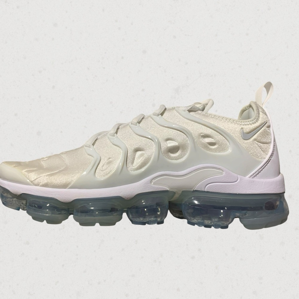 Nike Air VaporMax Plus Men's Low Top Running Sneakers White 924453-100